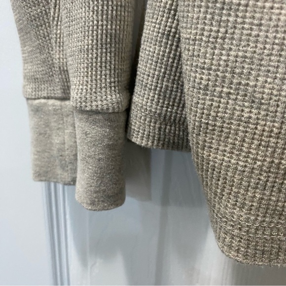 019 Waffle knit long sleeve - Picture 3 of 3